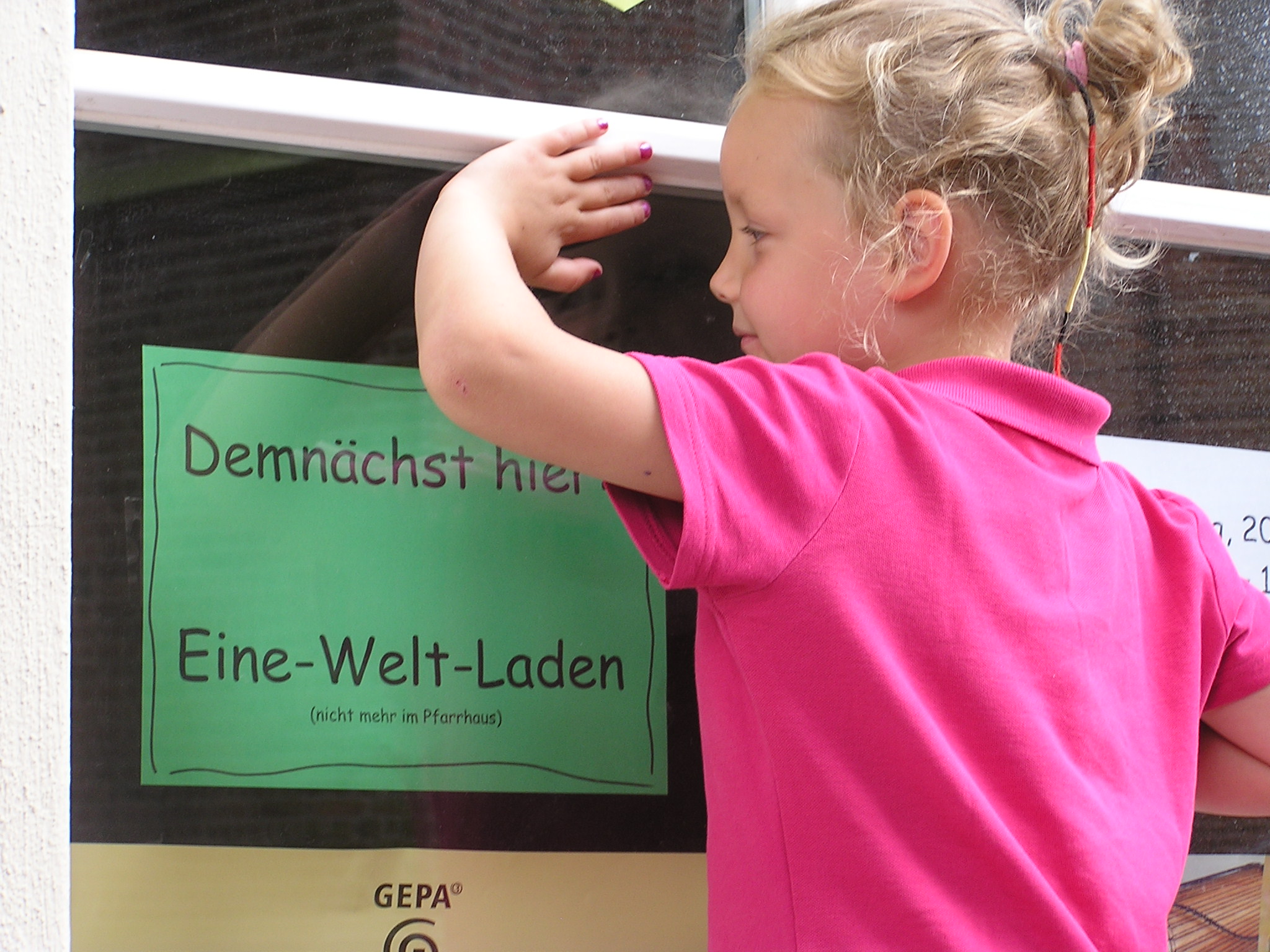 Eine WElt Laden 008