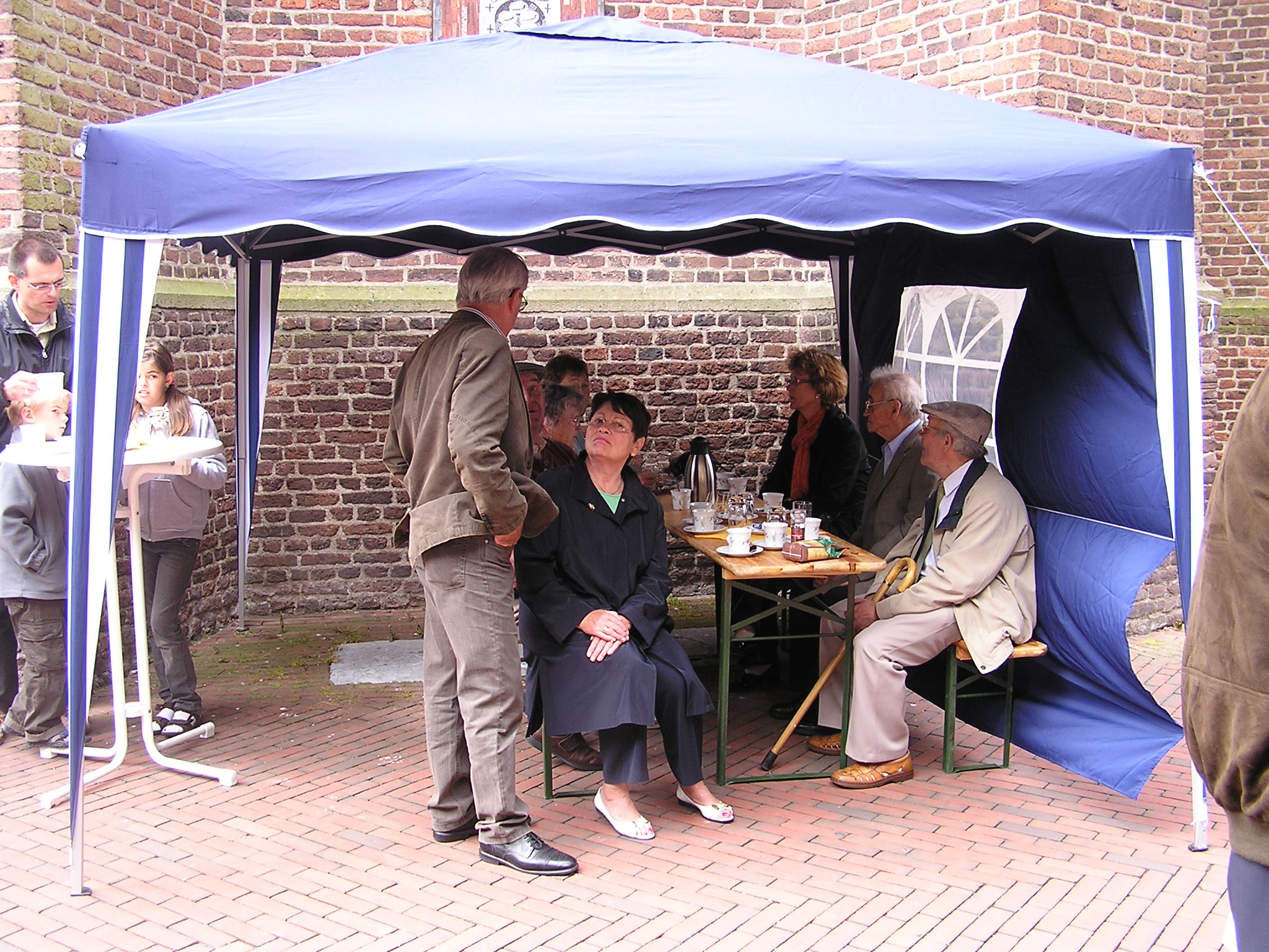 Eine WElt Laden 036